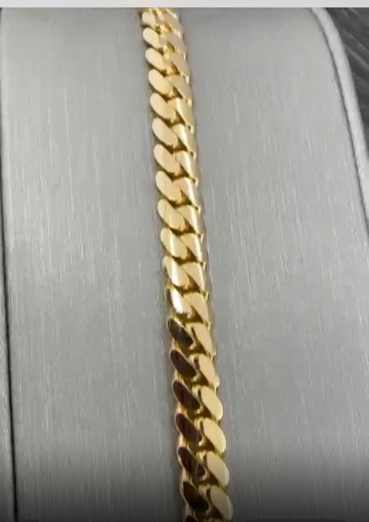 Manilla sólida oro 10k