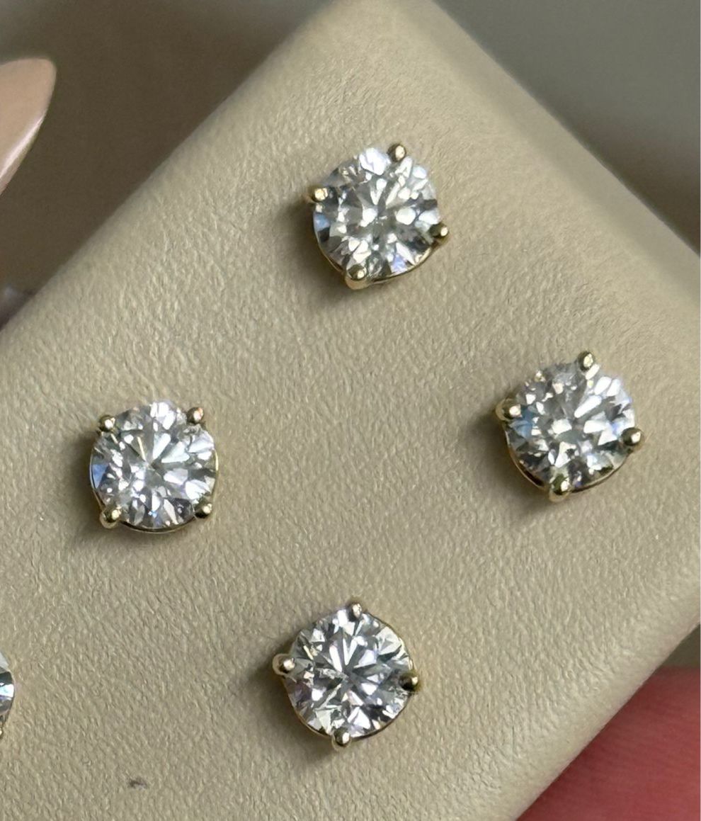 Aretes diamantes LAB