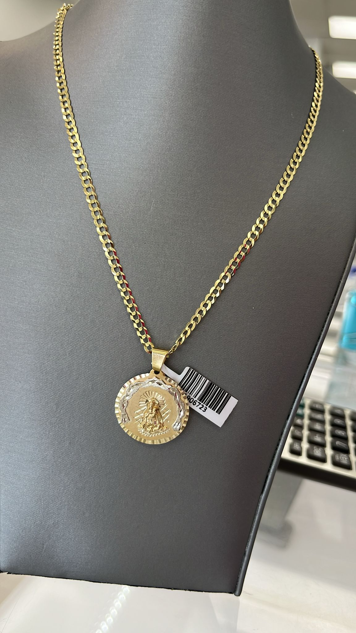 💎 Set cadena y medalla oro 10k 💎💎💎✅✅✅